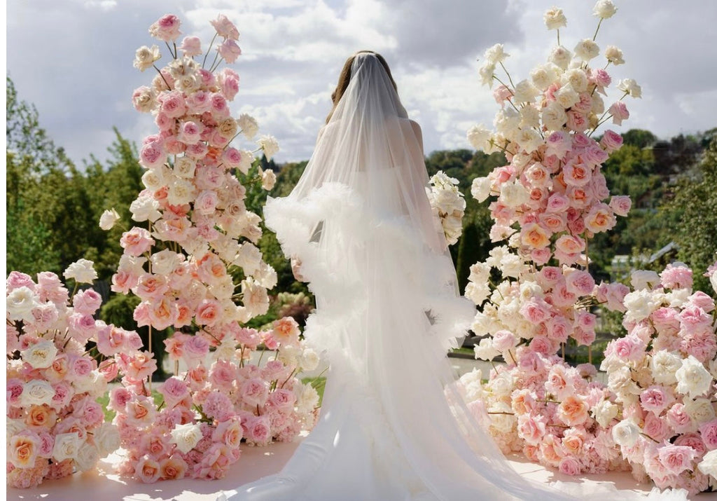 Weding Flowers in Edmonton: What Every Bride Needs to Know