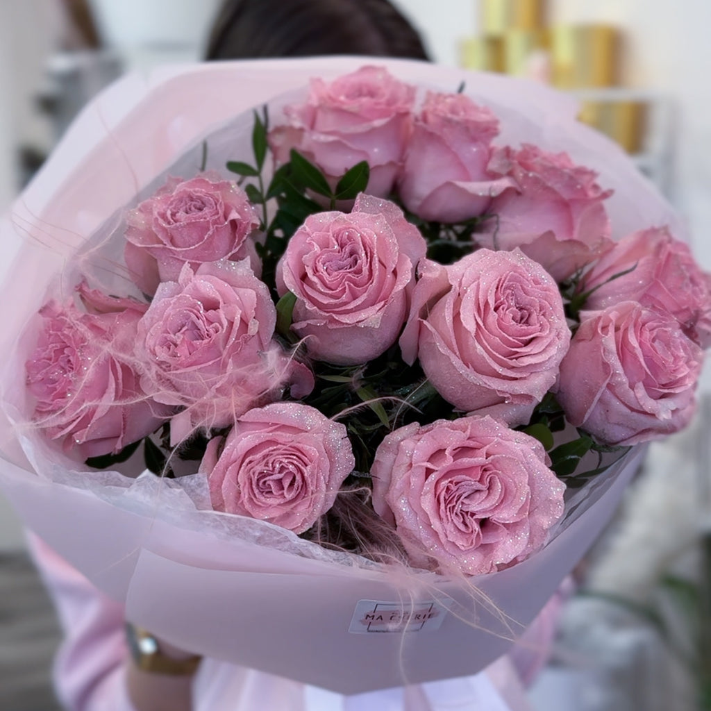 Dozen Diamond Roses (V-Day)