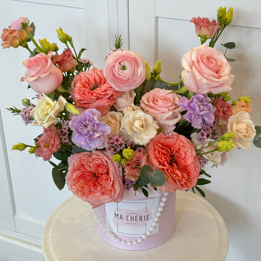 Designer's Choice Hat Box Arrangement (Pastel Colours)